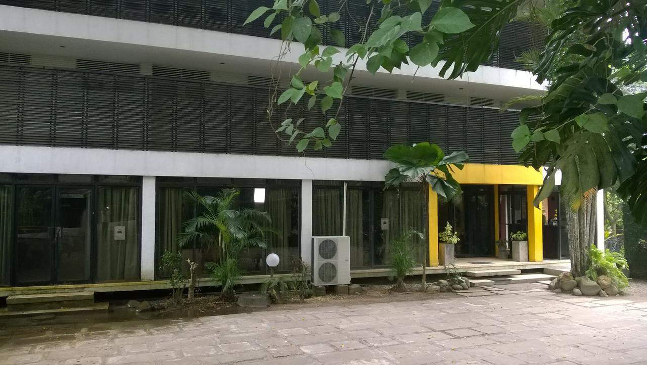 Nilani Hotel Ratnapura Exterior foto